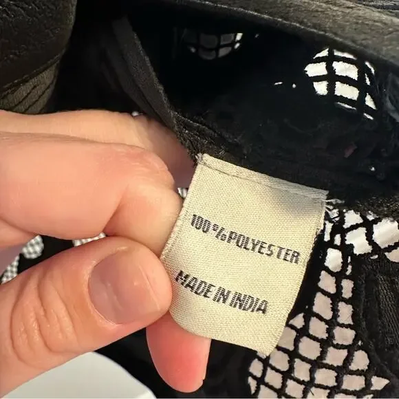 NWT Tuckernuck Ranna Gill Black Oversized Floral Faux Leather Top XS - Picture 10 of 15